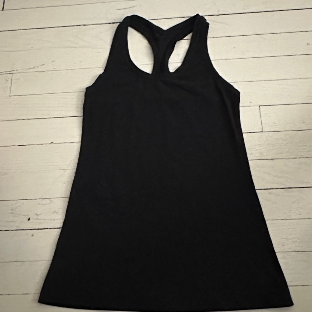 Lululemon black racerback tank. Size 6.